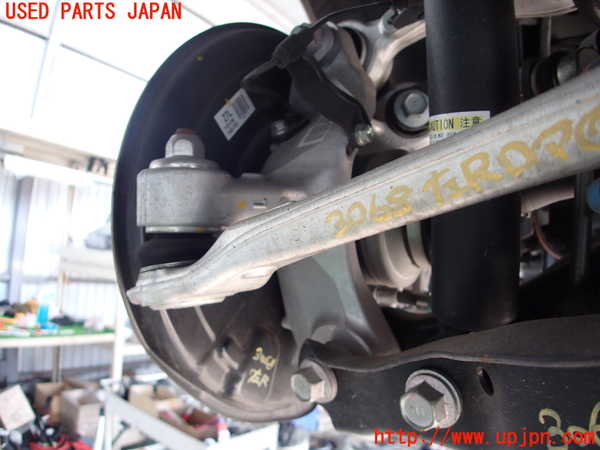 2UPJ-30684305]レクサス・IS300(ASE30)左リアナックルハブ 中古_m0003.jpg