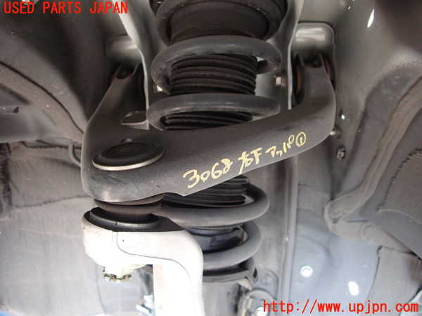 2UPJ-30685126]レクサス・IS300(ASE30)右フロントアッパーアーム1 中古_m0001.jpg
