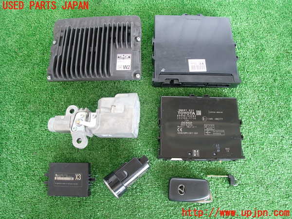 2UPJ-30686110]レクサス・IS300(ASE30)エンジンコンピューター 中古_m0001.jpg