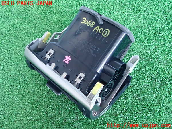 2UPJ-30687528]レクサス・IS300(ASE30)エアコン吹き出し口3 (左) 中古_m0002.jpg