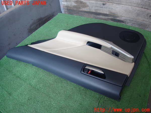 2UPJ-30681294]レクサス・IS300(ASE30)右後ドア内張り 中古_m0003.jpg