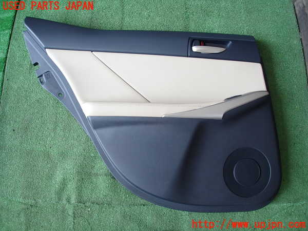2UPJ-30681324]レクサス・IS300(ASE30)左後ドア内張り 中古_m0001.jpg