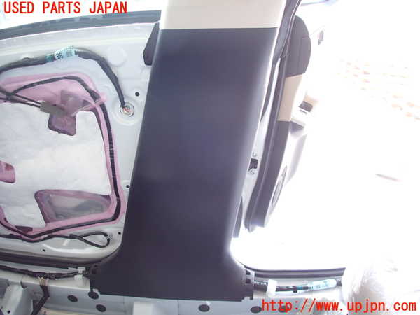 2UPJ-30687665]レクサス・IS300(ASE30)右センターピラートリム 中古_m0003.jpg