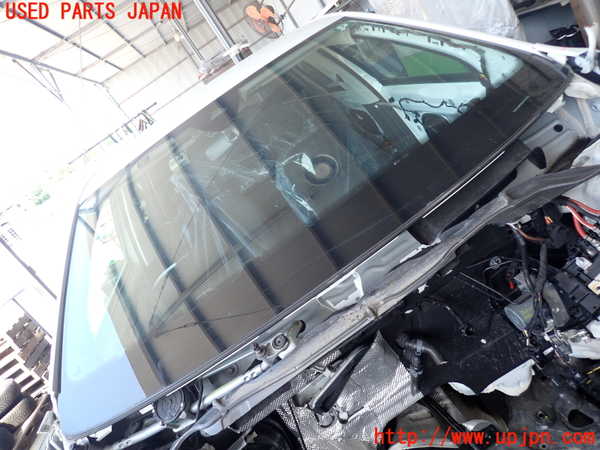 2UPJ-30691195]VW ポロ(AWDKL)フロントガラス (43R-000582 M5645) 中古_m0001.jpg