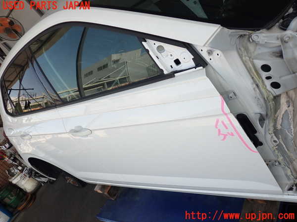 2UPJ-30691230]VW ポロ(AWDKL)右前ドア (43R-000055 M61385) 中古_m0002.jpg