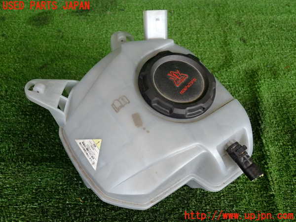 2UPJ-30692410]VW ポロ(AWDKL)ラジエータータンク 中古_m0001.jpg