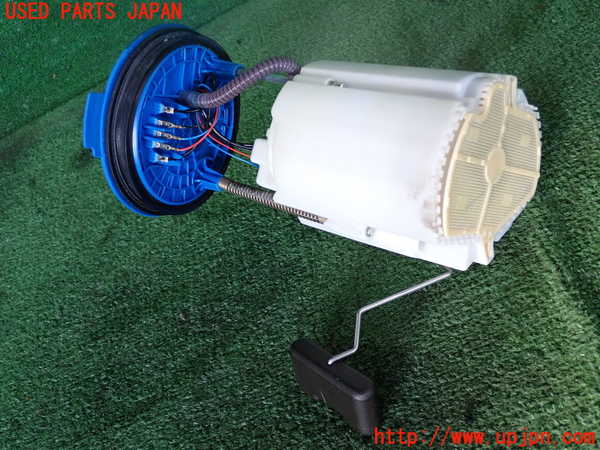 2UPJ-30692510]VW ポロ(AWDKL)燃料ポンプ 中古_m0002.jpg
