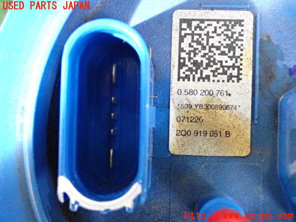 2UPJ-30692510]VW ポロ(AWDKL)燃料ポンプ 中古_m0004.jpg
