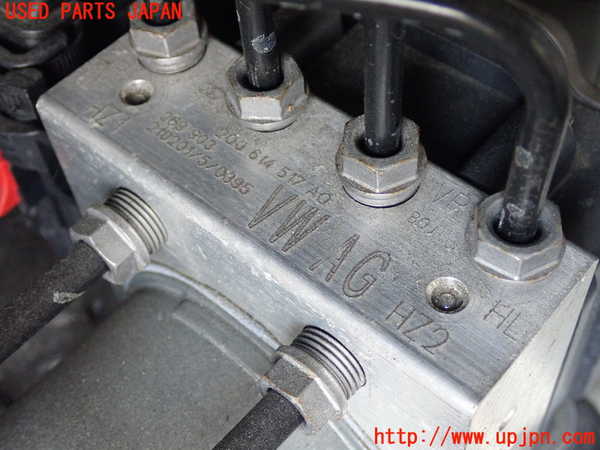2UPJ-30694040]VW ポロ(AWDKL)ABSアクチュエーター 中古_m0003.jpg