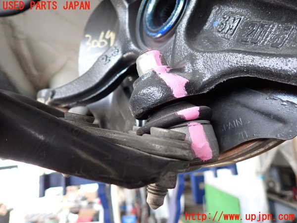 2UPJ-30694295]VW ポロ(AWDKL)左フロントナックルハブ 中古_m0003.jpg