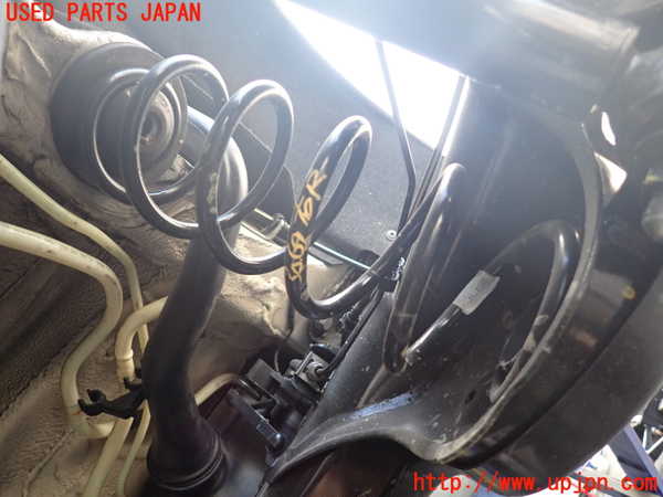 2UPJ-30695100]VW ポロ(AWDKL)右リアスプリング 中古_m0001.jpg