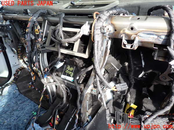 2UPJ-30696081]VW ポロ(AWDKL)エバポレーター1 中古_m0001.jpg