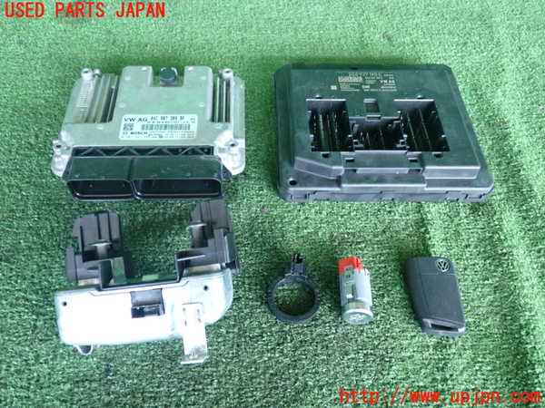2UPJ-30696110]VW ポロ(AWDKL)エンジンコンピューター 中古_m0001.jpg