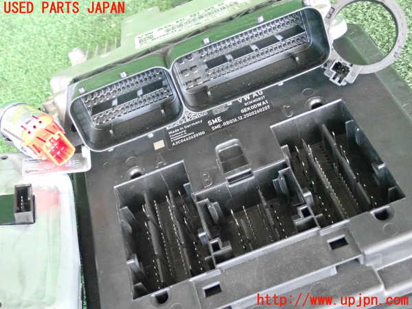 2UPJ-30696110]VW ポロ(AWDKL)エンジンコンピューター 中古_m0004.jpg