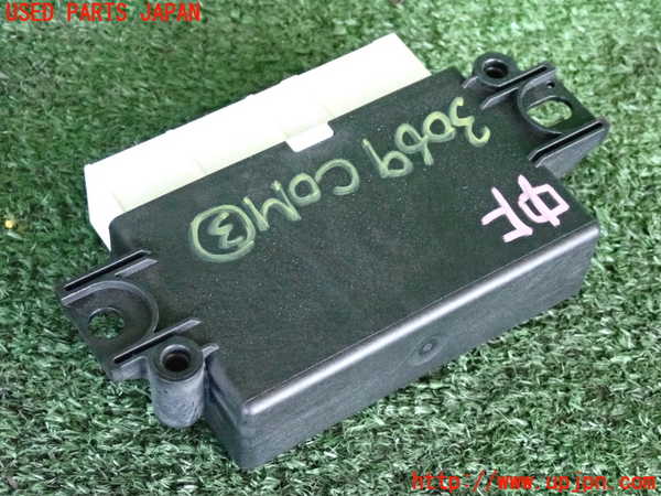 2UPJ-30696148]VW ポロ(AWDKL)コンピューター3 中古_m0002.jpg