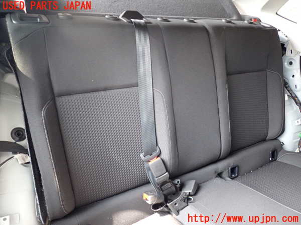 2UPJ-30697385]VW ポロ(AWDKL)リアシート 中古_m0002.jpg