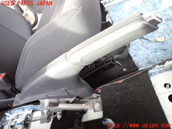 2UPJ-30697550]VW ポロ(AWDKL)サイドブレーキレバー 中古_m0001.jpg