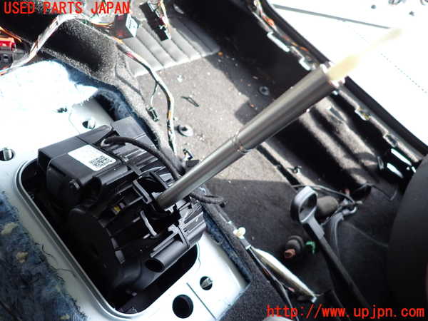 2UPJ-30697555]VW ポロ(AWDKL)ATシフトレバー 中古_m0001.jpg