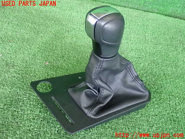 2UPJ-30697570]VW ポロ(AWDKL)シフトノブ 中古_m0002.jpg