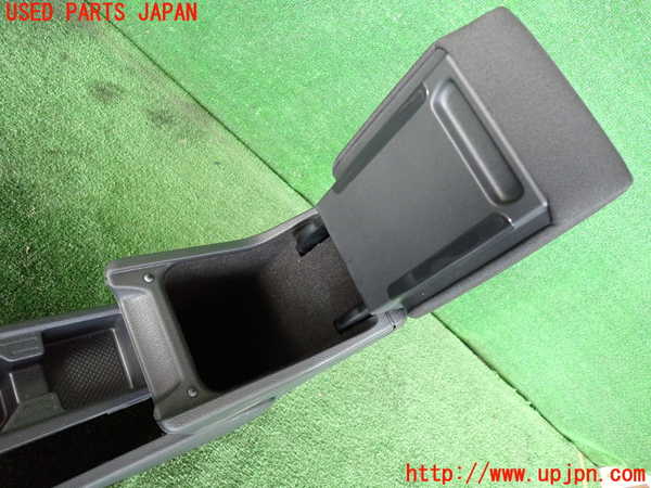 2UPJ-30697540]VW ポロ(AWDKL)センターコンソール 中古_m0004.jpg