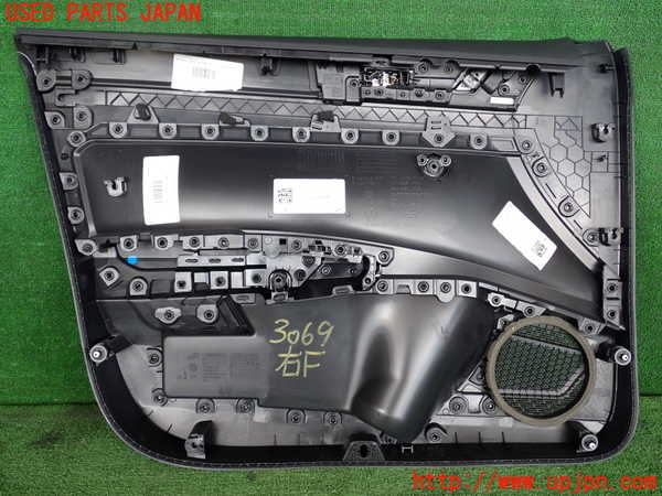 2UPJ-30691234]VW ポロ(AWDKL)右前ドア内張り 中古_m0004.jpg