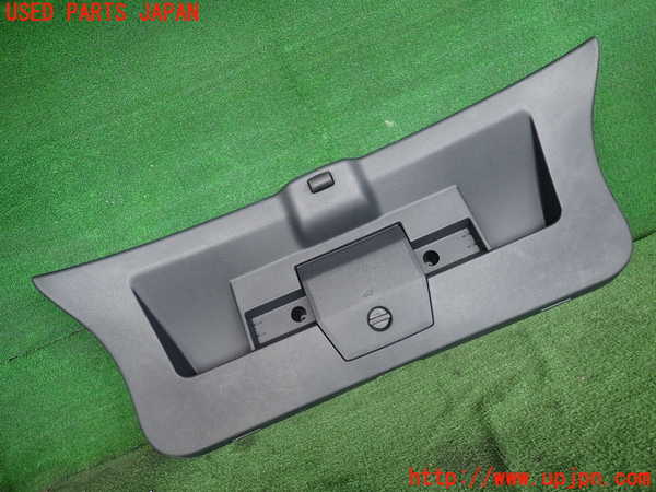 2UPJ-30691578]VW ポロ(AWDKL)バックドア内張り 中古_m0001.jpg