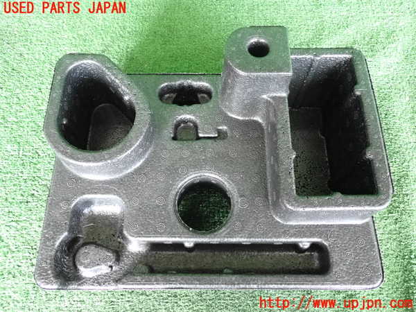 2UPJ-30697772]VW ポロ(AWDKL)ラゲッジトレイ2 中古_m0001.jpg