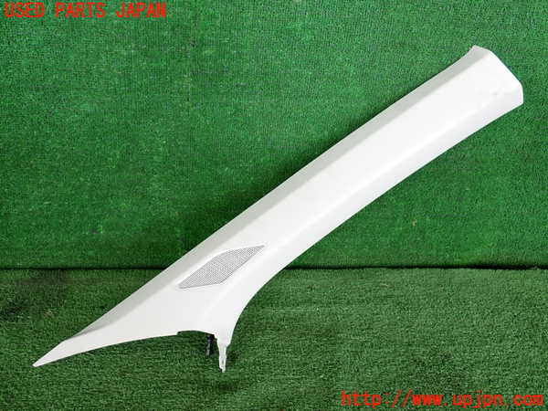 2UPJ-30697655]VW ポロ(AWDKL)右フロントピラートリム 中古_m0001.jpg