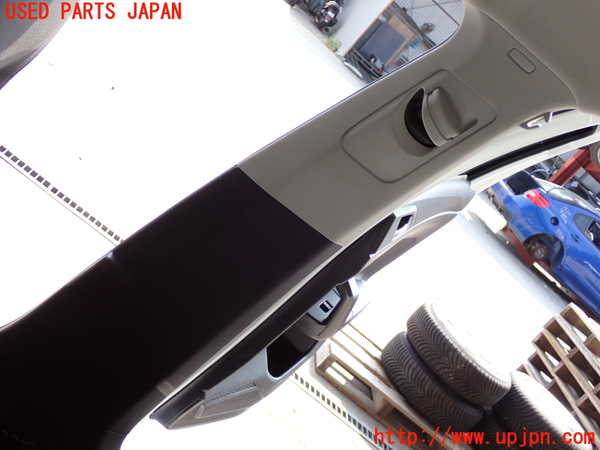 2UPJ-30697665]VW ポロ(AWDKL)右センターピラートリム 中古_m0001.jpg