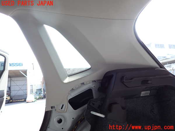 2UPJ-30697675]VW ポロ(AWDKL)右リアピラートリム 中古_m0002.jpg