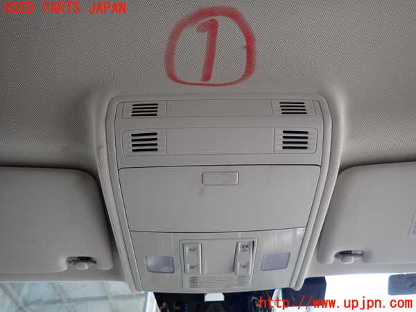 2UPJ-30696411]VW ポロ(AWDKL)ルームランプ1 1列目 中古_m0001.jpg