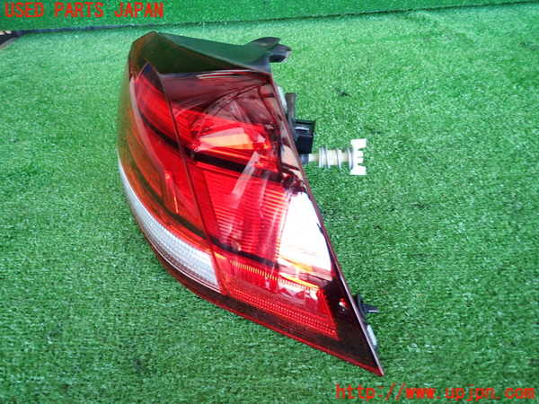2UPJ-30701530]VW ゴルフ(AUCJZ)右テールランプ 中古_m0002.jpg