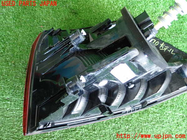 2UPJ-30701536]VW ゴルフ(AUCJZ)左テールランプ 中古_m0002.jpg