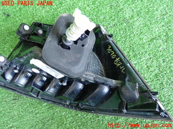 2UPJ-30701536]VW ゴルフ(AUCJZ)左テールランプ 中古_m0003.jpg