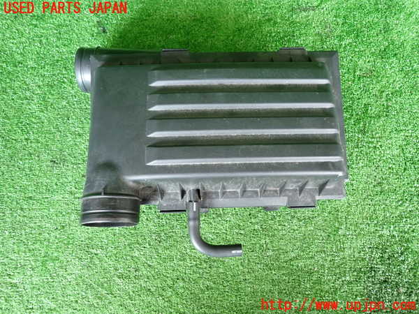 2UPJ-30702560]VW ゴルフ(AUCJZ)エアクリーナーボックス 中古_m0001.jpg
