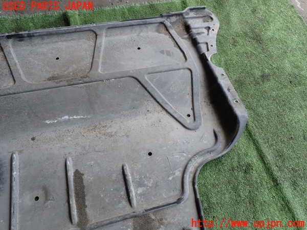 2UPJ-30702170]VW ゴルフ(AUCJZ)エンジンアンダーカバー 中古_m0002.jpg