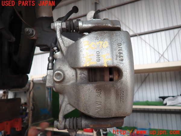 2UPJ-30704085]VW ゴルフ(AUCJZ)左フロントキャリパー 中古_m0001.jpg
