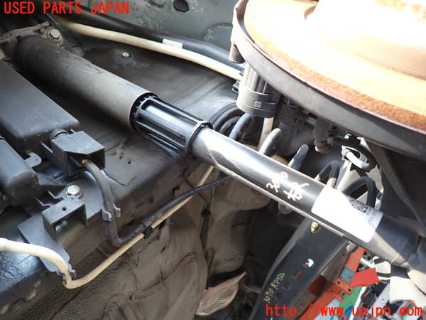 2UPJ-30705070]VW ゴルフ(AUCJZ)右リアショックアブソーバー 中古_m0001.jpg