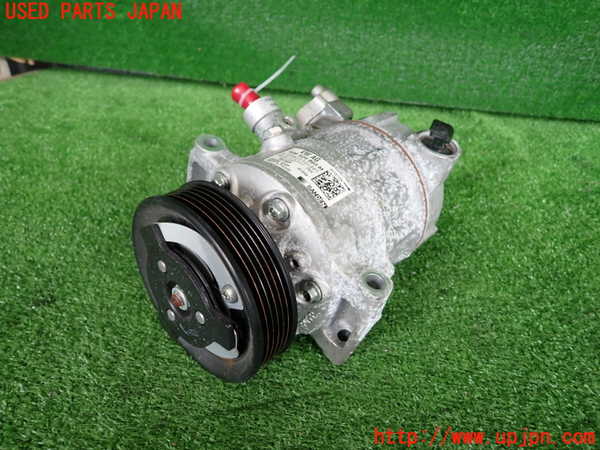 2UPJ-30706025]VW ゴルフ(AUCJZ)エアコンコンプレッサー 中古_m0001.jpg