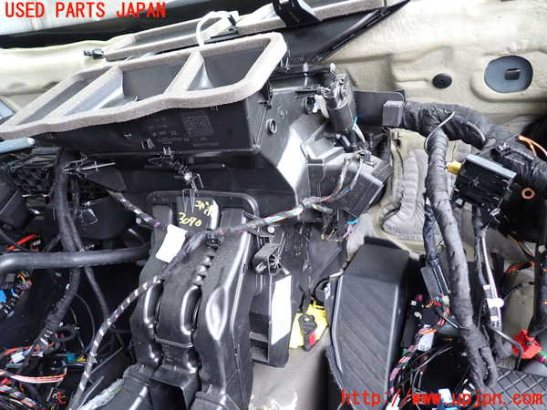 2UPJ-30706081]VW ゴルフ(AUCJZ)エバポレーター1 中古_m0002.jpg