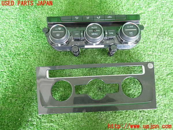 2UPJ-30706066]VW ゴルフ(AUCJZ)エアコンスイッチ1 中古_m0002.jpg