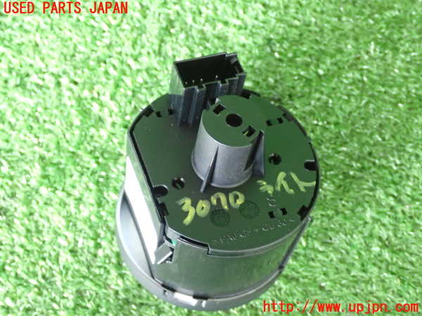 2UPJ-30706285]VW ゴルフ(AUCJZ)ライトスイッチ 中古_m0002.jpg