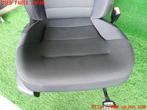 2UPJ-30707035]VW ゴルフ(AUCJZ)運転席シート 中古_m0002.jpg