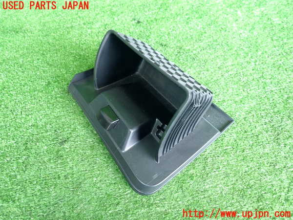 2UPJ-30707841]VW ゴルフ(AUCJZ)小物入れ1 中古_m0002.jpg