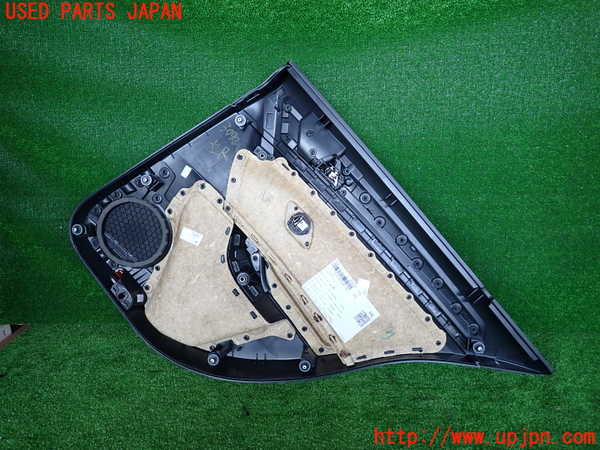 2UPJ-30701324]VW ゴルフ(AUCJZ)左後ドア内張り 中古_m0002.jpg