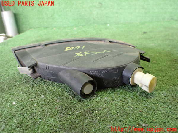 2UPJ-30711150]アルファロメオ・147 GTA(937AXL)右コーナーランプ 中古_m0002.jpg