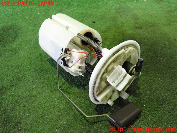 2UPJ-30712510]アルファロメオ・147 GTA(937AXL)燃料ポンプ 中古_m0002.jpg