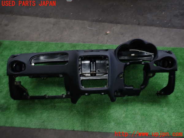 2UPJ-30717505]アルファロメオ・147 GTA(937AXL)ダッシュボード 中古_m0001.jpg