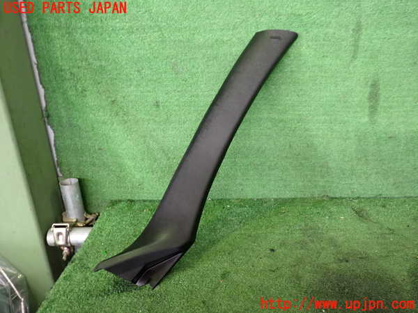 2UPJ-30717655]アルファロメオ・147 GTA(937AXL)右フロントピラートリム 中古_m0001.jpg
