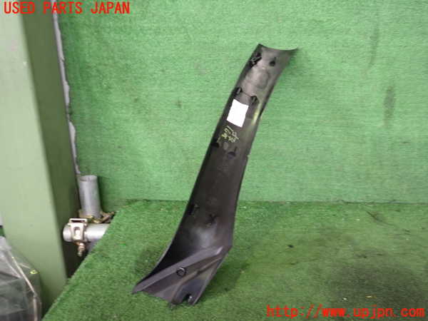 2UPJ-30717660]アルファロメオ・147 GTA(937AXL)左フロントピラートリム 中古_m0002.jpg